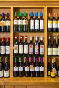 wine. off licence.,.